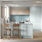 Fitted Kitchen with Knebworth Made to Measure Kitchen Doors