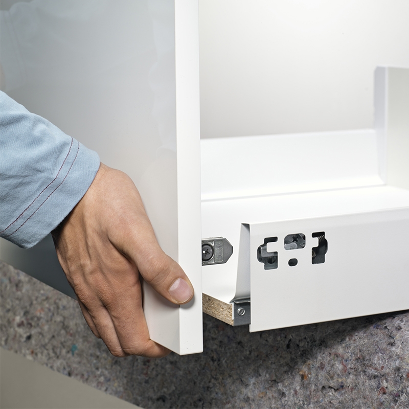 Blum Antaro Drawer Front Fitting