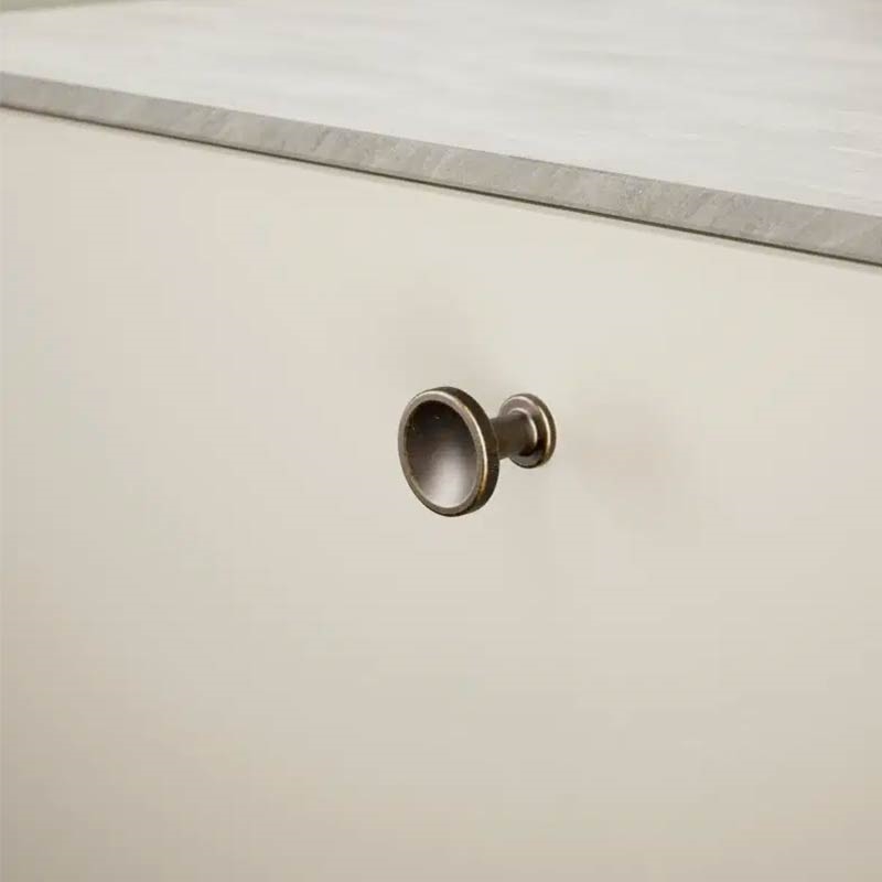 Chateau Knob - Fitted