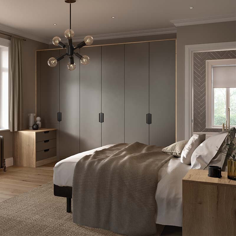 Fitted Wardrobe with Segreto Design Doors