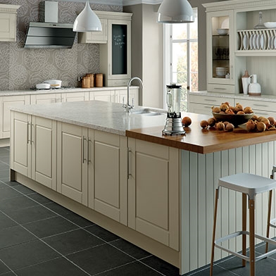 Alabaster Surrey Fitted Kitchen