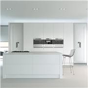 Fitted Kitchen with Venice Kitchen Doors